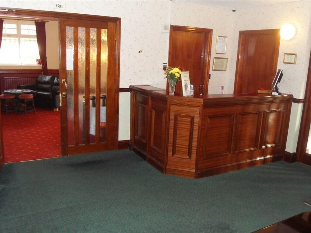 The Dodington Lodge Hotel ウィットチャーチ エクステリア 写真