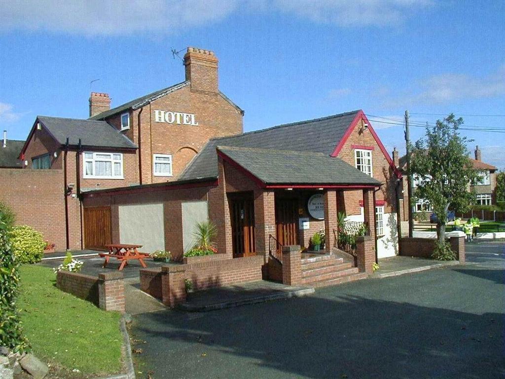 The Dodington Lodge Hotel ウィットチャーチ エクステリア 写真